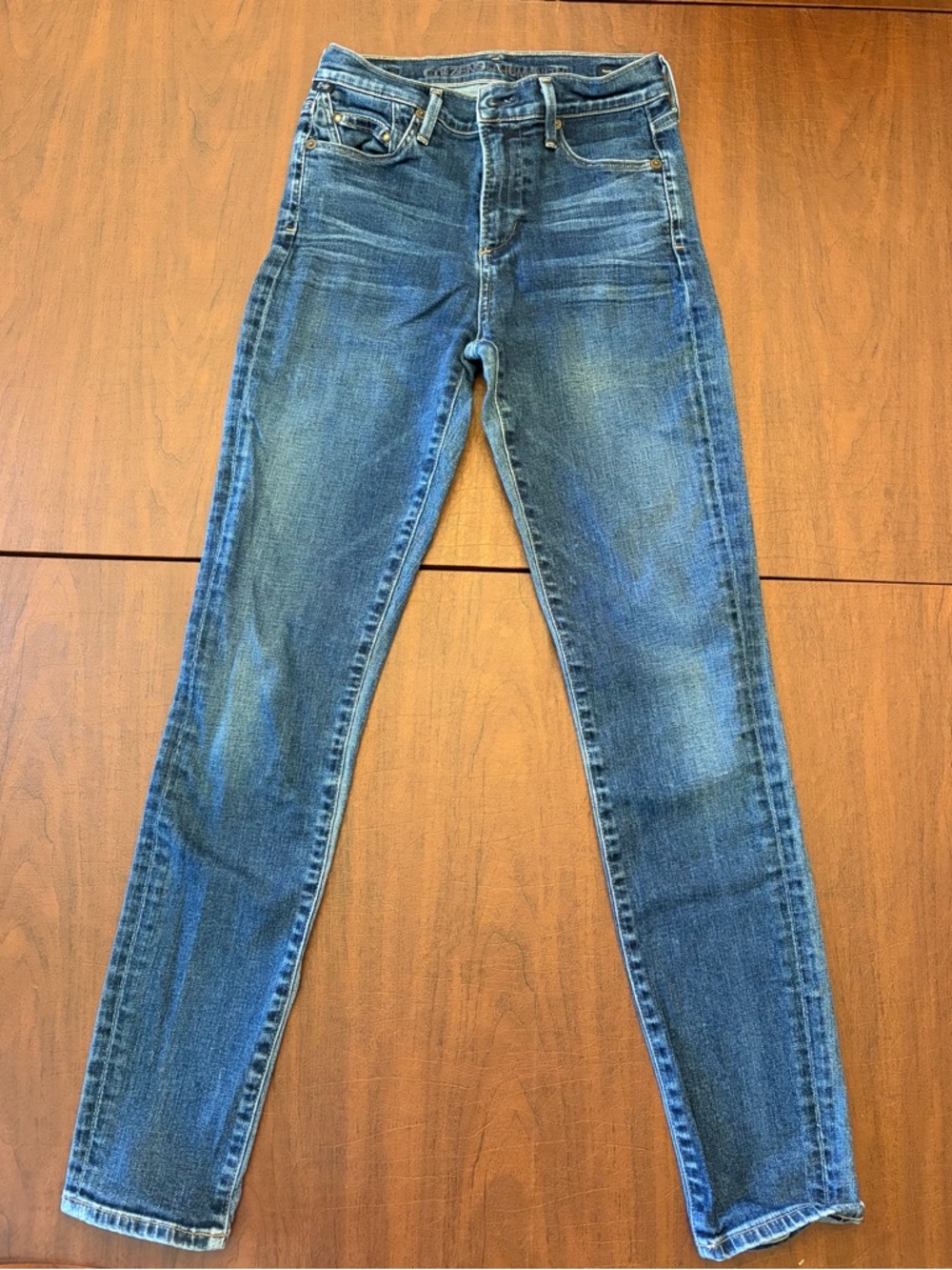 Citizens Of Humanity Slim Skinny Jeans in Medium Blue Wash